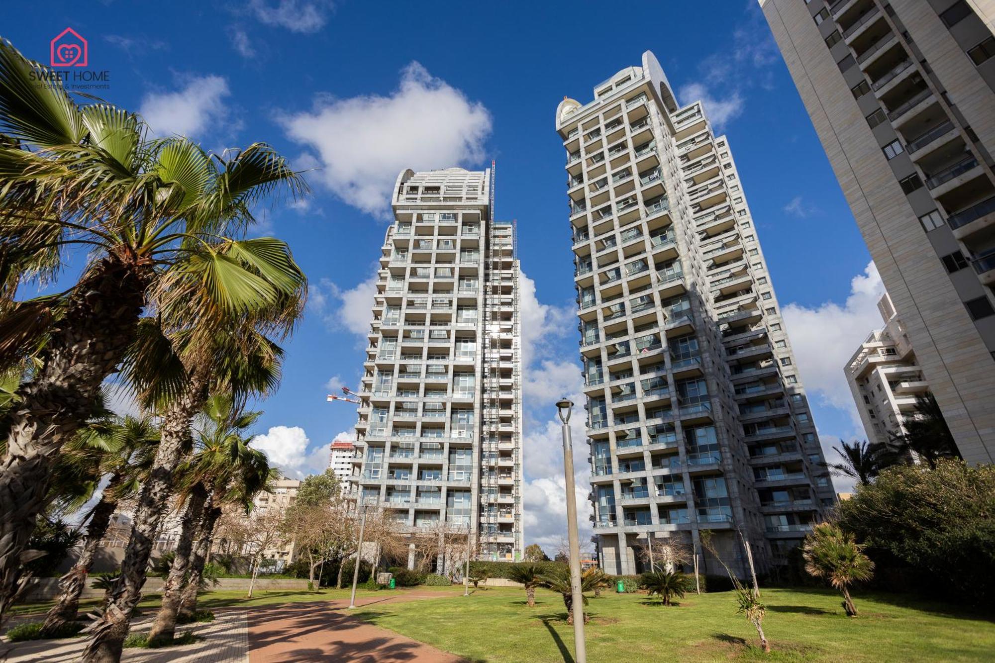 Luxury Apartments' In Netanja Exterior foto